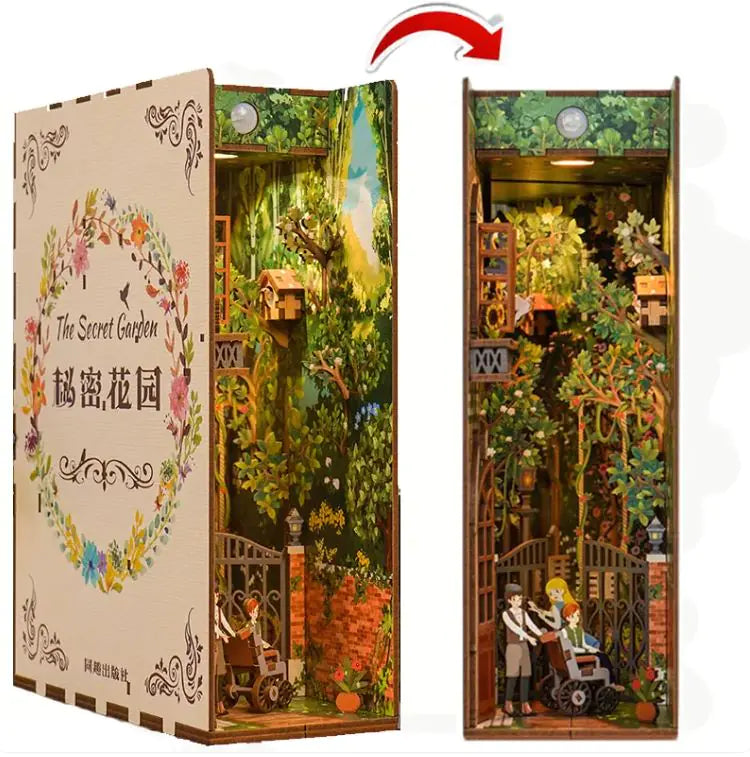 3D Model Bookcase Creative Gift